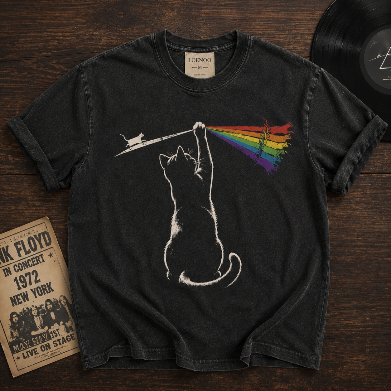 🐾 Chasing the Light Vintage Cat Tee