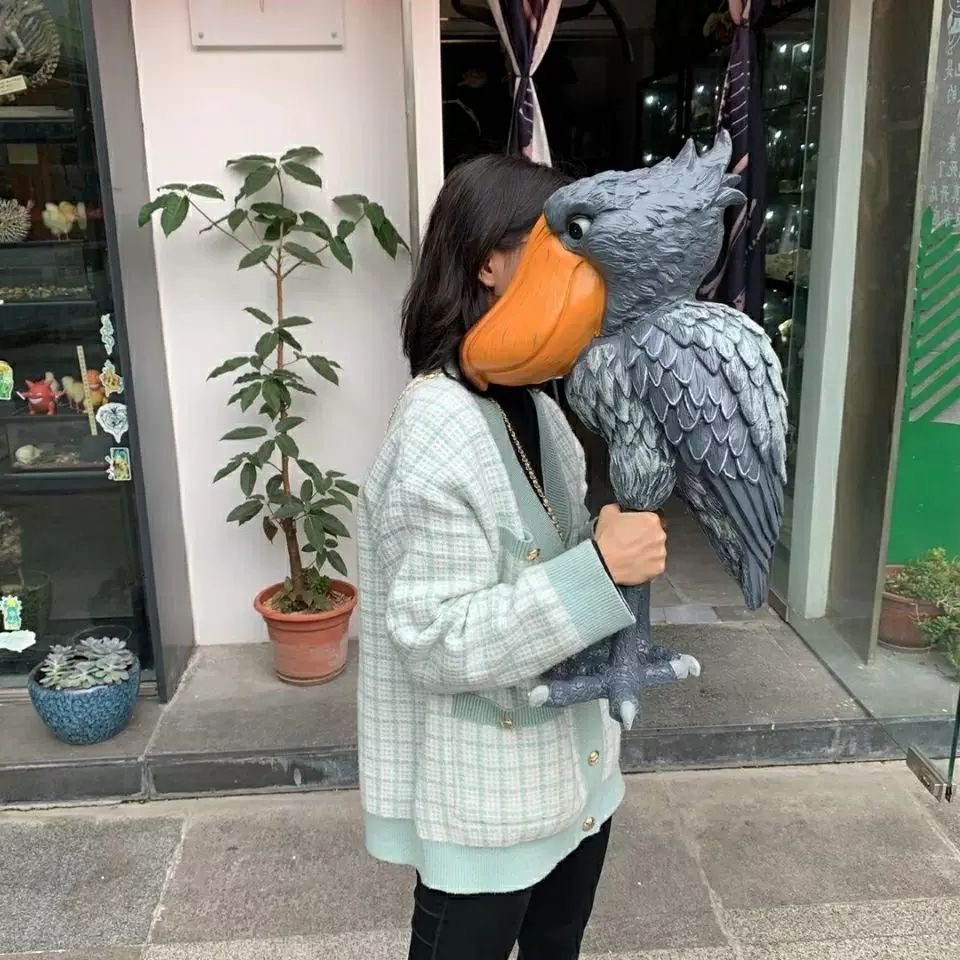 櫥窗雕塑工作室藝術品裝飾卡通動物客廳電視櫃打擺件落地創意鯨頭鶴