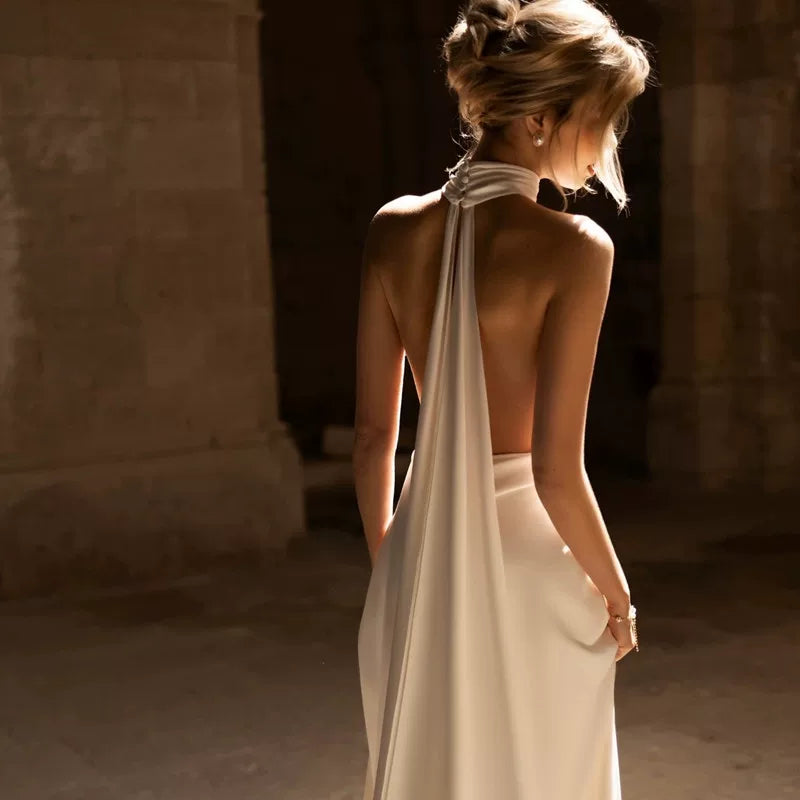 Lorbrv | French Halter Neck White Wedding Dress with Slimming Tail and Veil