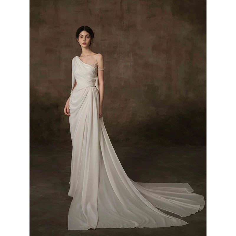 Lorbrv | Simple White French-Inspired Light Luxury Wedding Dress with Veil