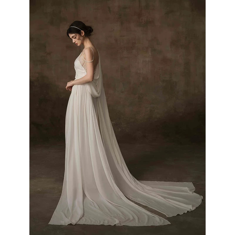 Lorbrv | Simple White French-Inspired Light Luxury Wedding Dress with Veil