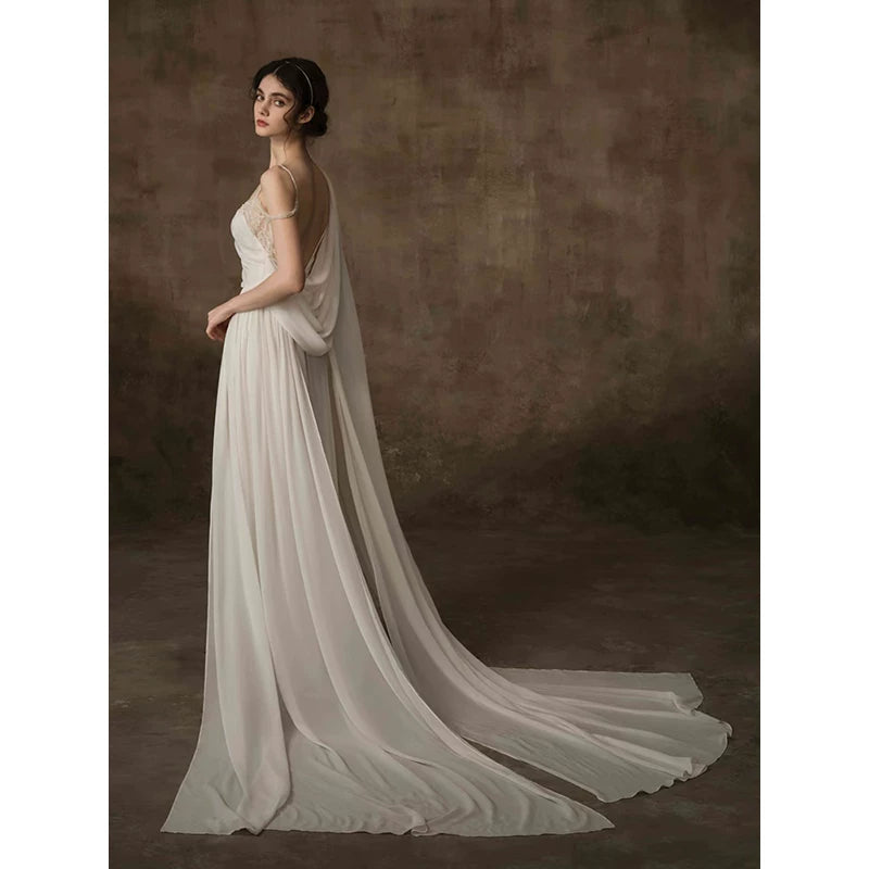 Lorbrv | Simple White French-Inspired Light Luxury Wedding Dress with Veil