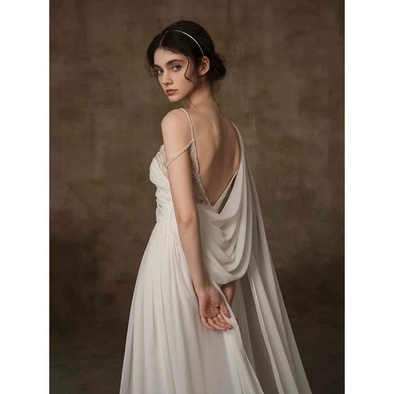 Lorbrv | Simple White French-Inspired Light Luxury Wedding Dress with Veil