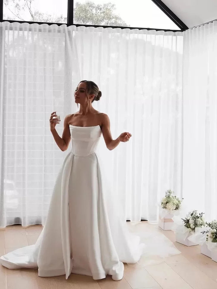 Lorbrv | Strapless French Satin Wedding Dress with Light Tail and Veil