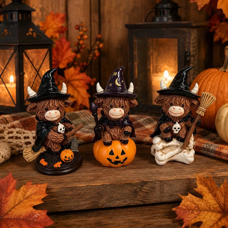 Halloween Highland Cow Witch Ornament 🐮🧙‍♀️ – Spooky‑Cute Resin Figurine for Cozy Fall Décor