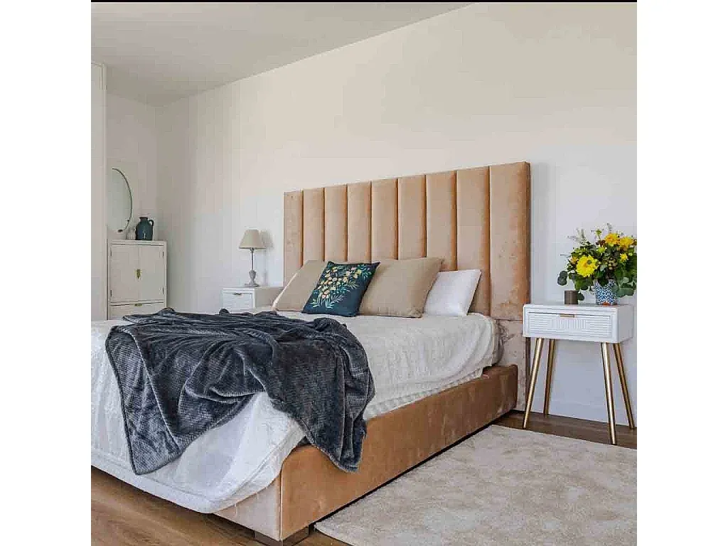 Schlafzimmer,Schlafzimmermöbel,Nachttisch-LIVELUNO
