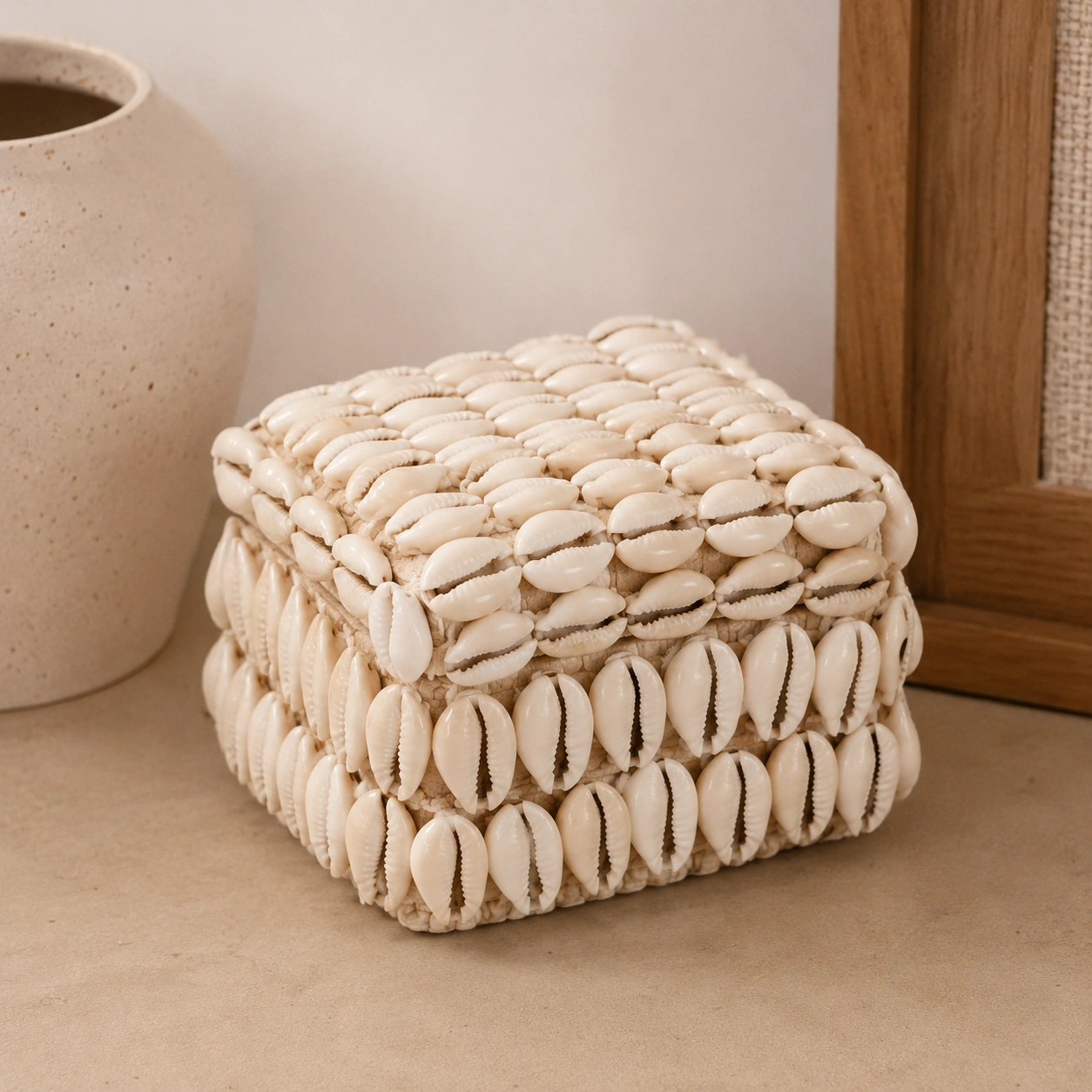 Caja Decorativa con Conchas Naturales
