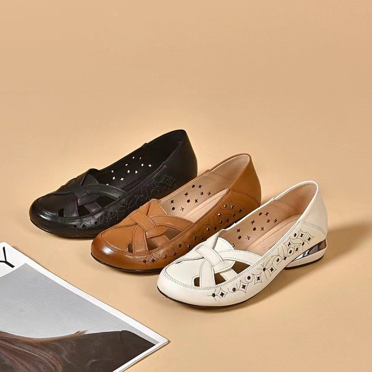 Aisling | Cut-Out Slip-On Loafers
