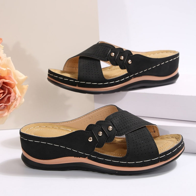 Hooooop - Cushioned Wedge Sandals