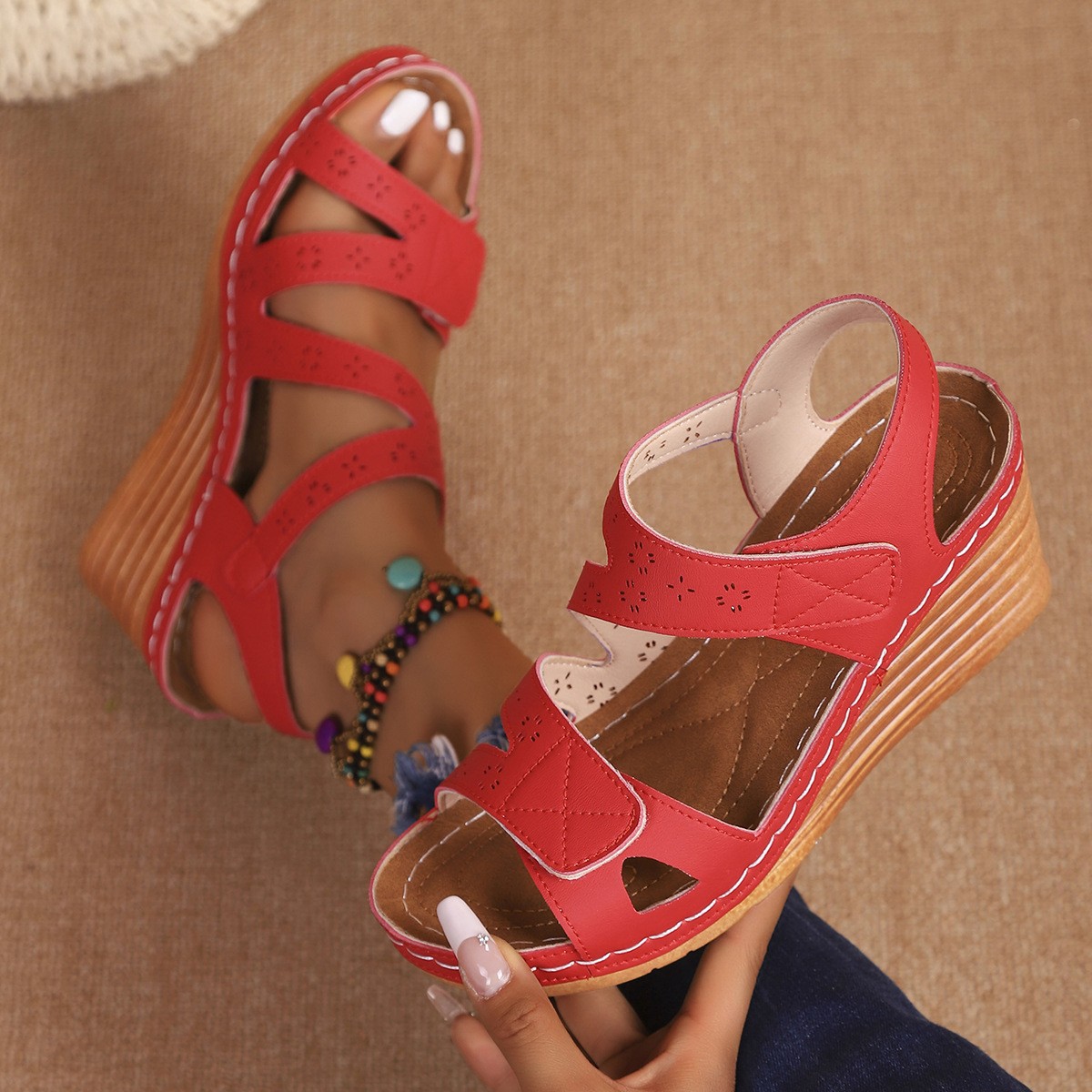 🔥Last Day Deal 50% OFF🔥Women's Summer Solid Color Plus Size Thick Sole Sandals