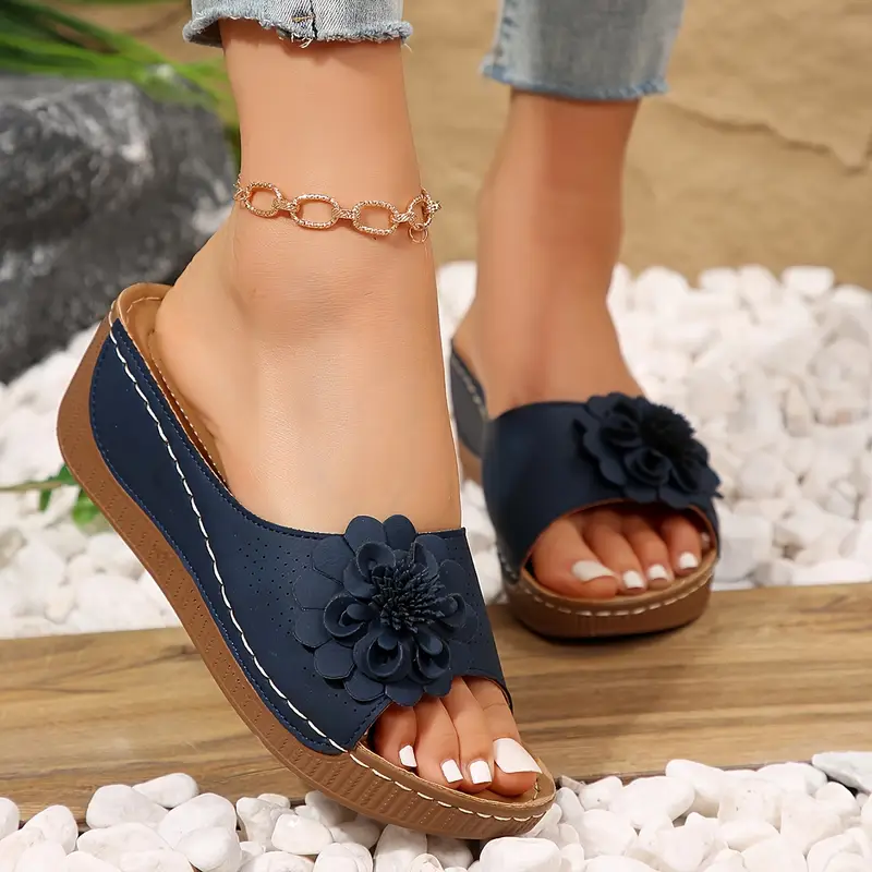 🔥 Last Day: 70% Off 🔥Women's Floral Decor Comfort Wedge  Sandals