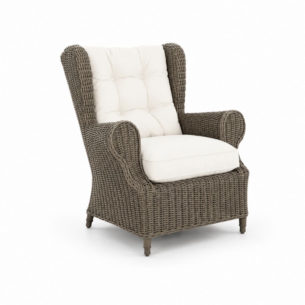 Poltrona in Rattan per Esterno con Cuscini Bianchi