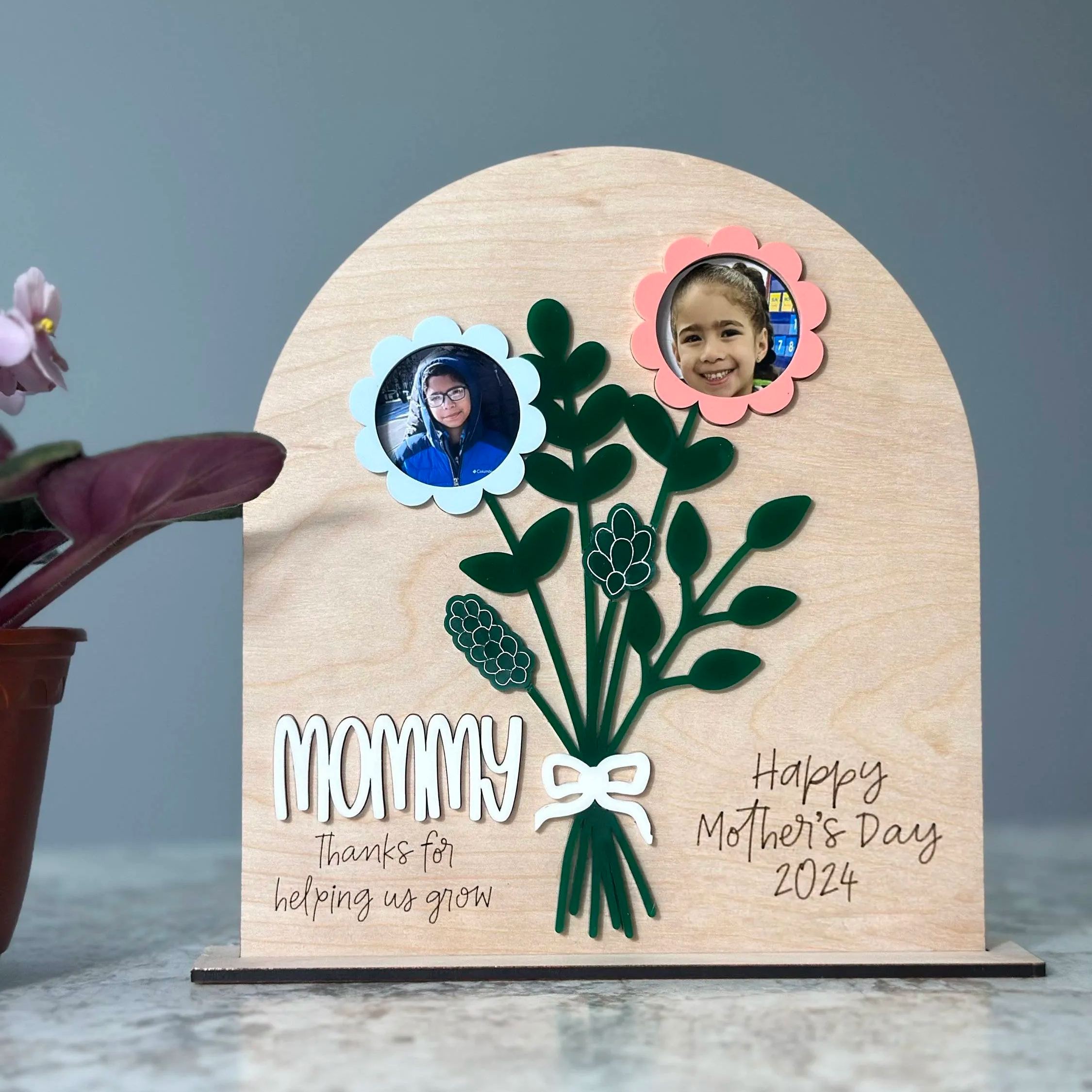 Mother's Day Flower Photo Sign