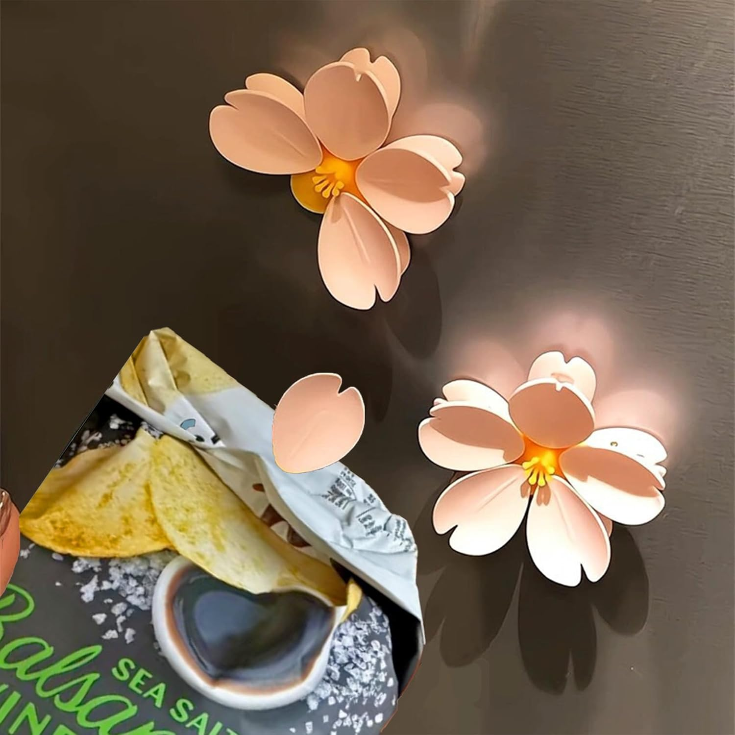 Magnetic flower bag clips