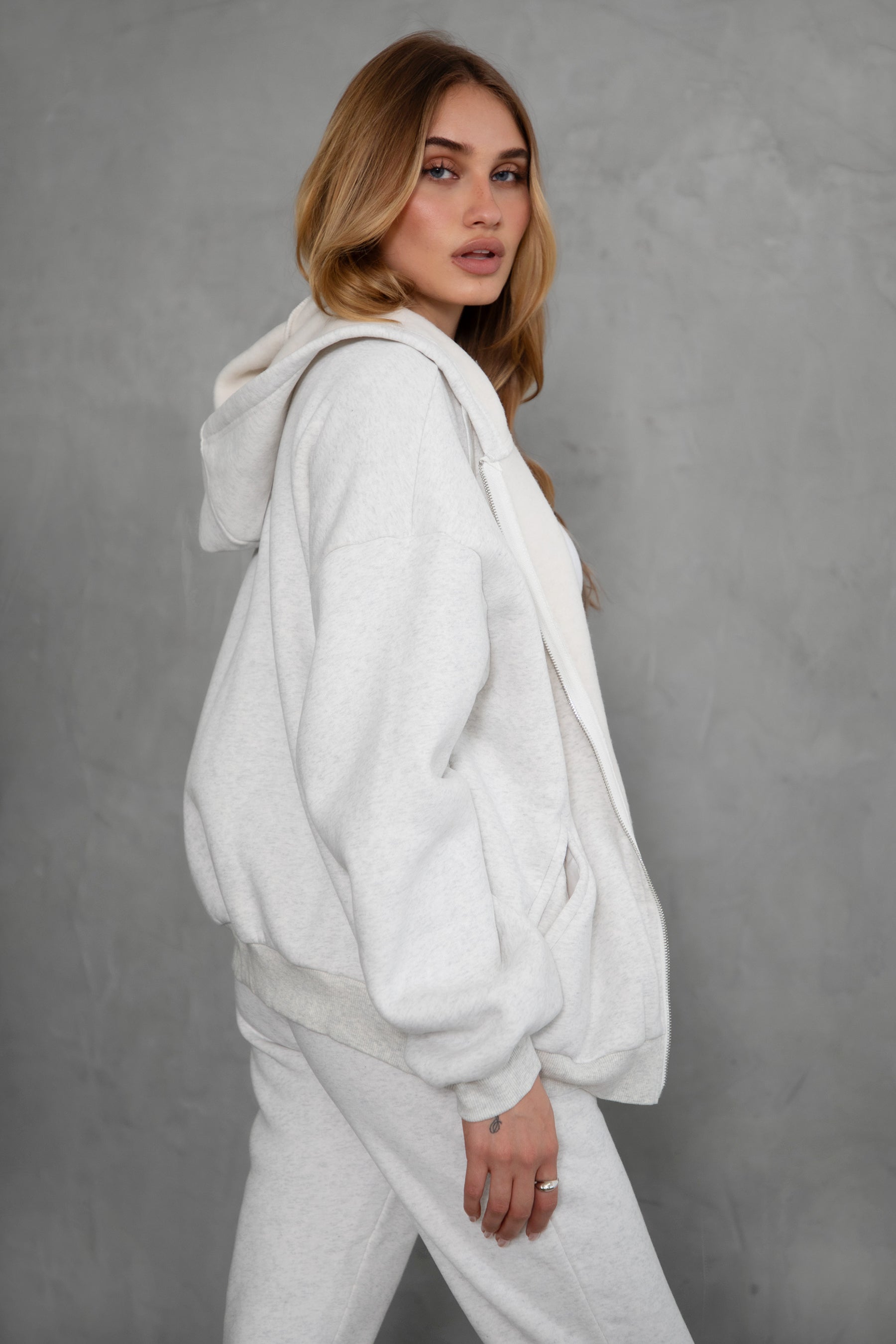  Plush Fleece Oversized Zip Up Hoodie