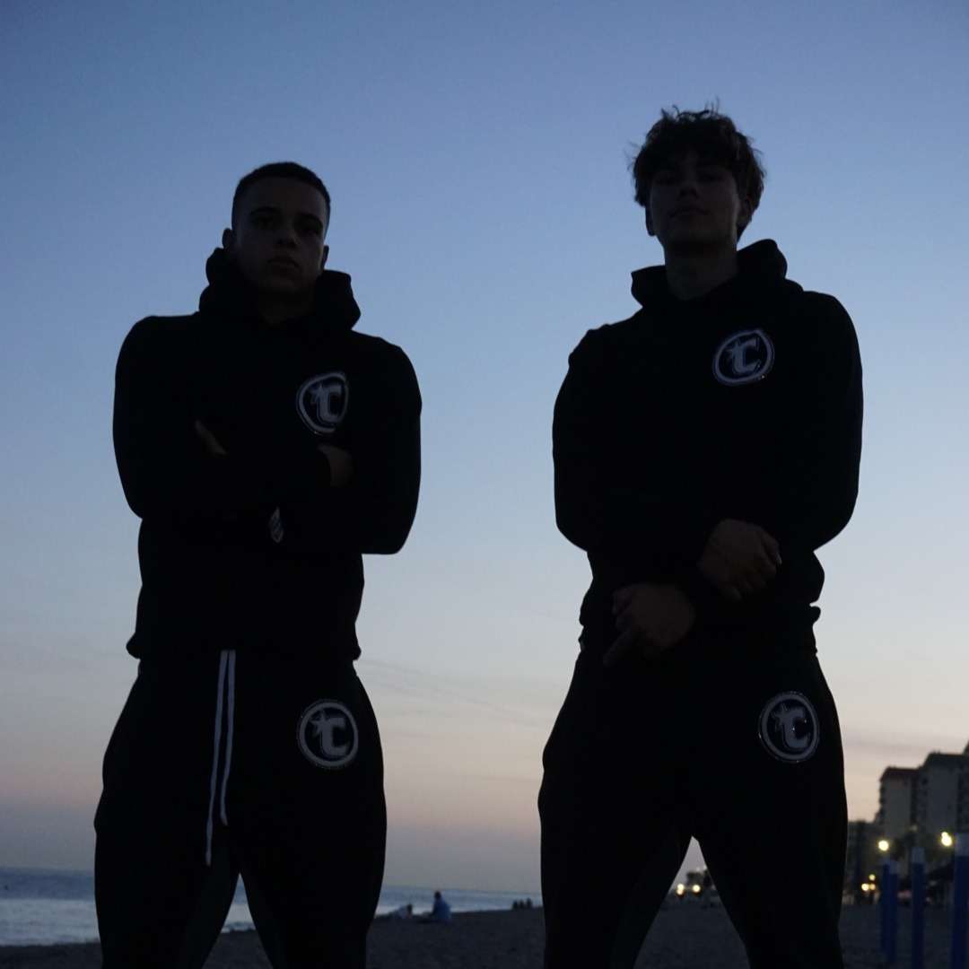 Unisex relaxed oversized fit of the Black Star Hoodie