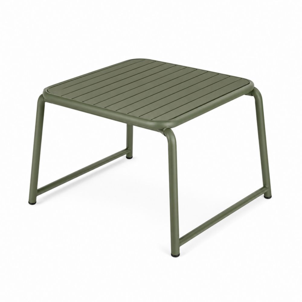 Mesa de metal para exterior color verde