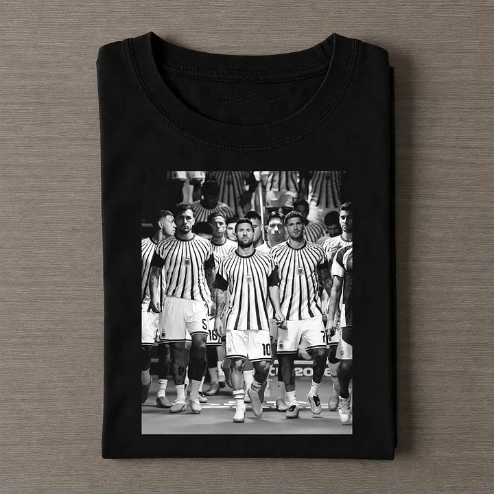 Messi World Cup Trop Classic Tee T-Shirt Unisex