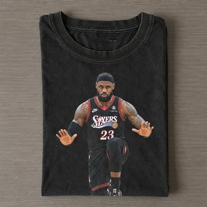LeBron James Classic Tee T-Shirt Unisex