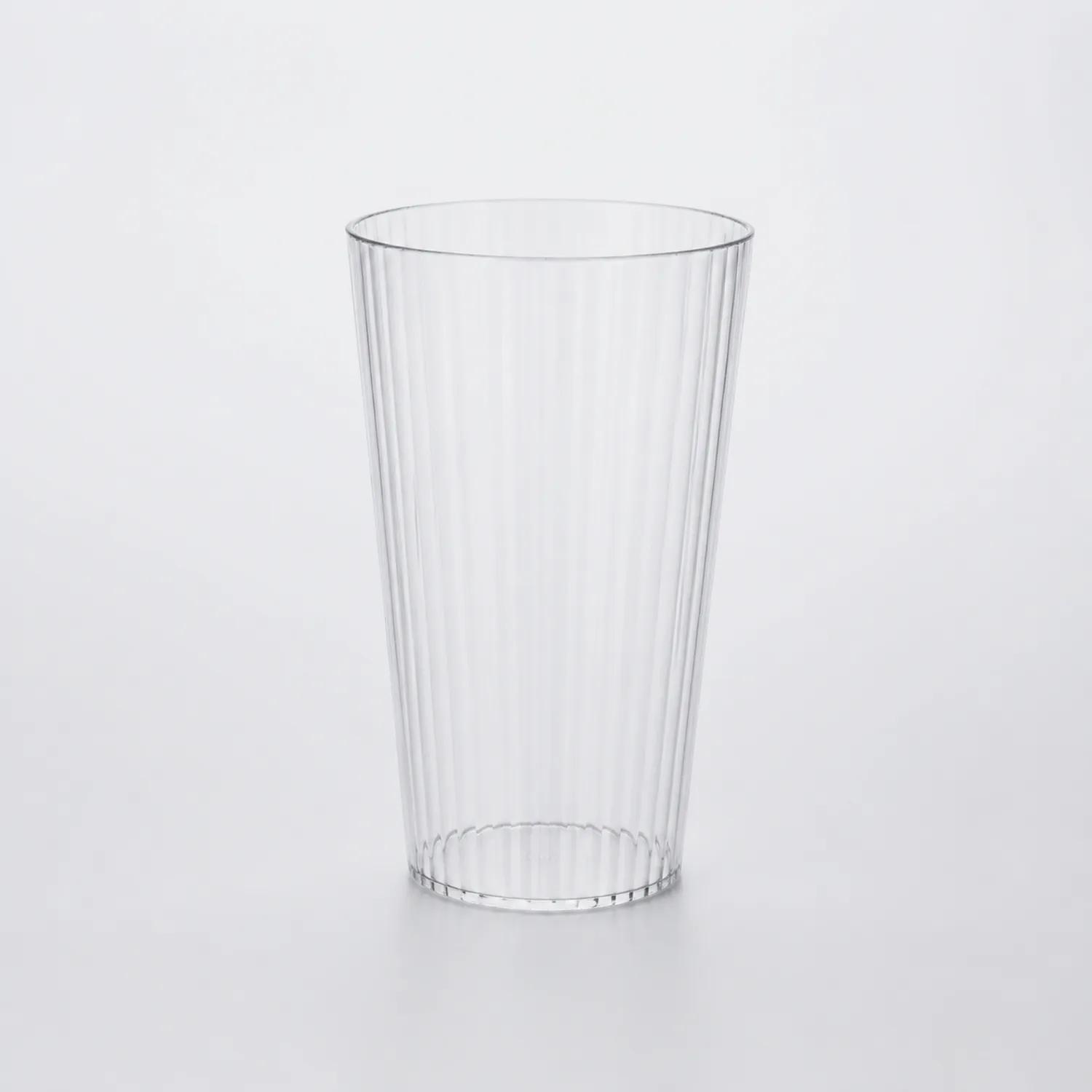 Przezroczysta szklanka z żłobieniami 500ml