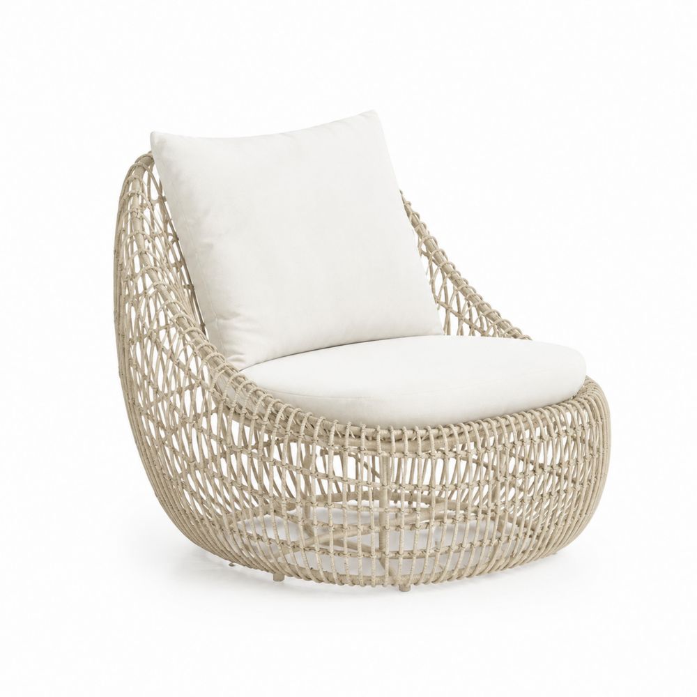 Poltrona da Esterno in Rattan con Cuscini Bianchi