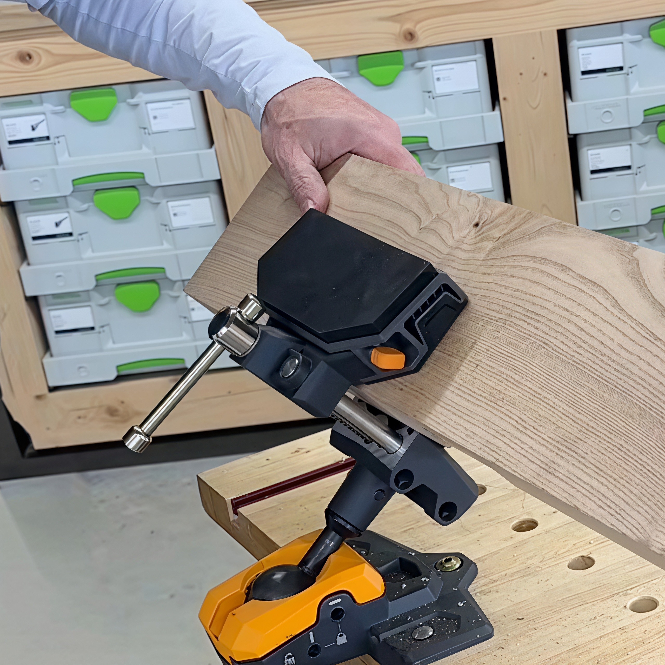 360° Articulating Bench Vise – Lock Any Angle With One Hand, 8 Locking Positions, Swap-In Jaw Pads, Base & XL