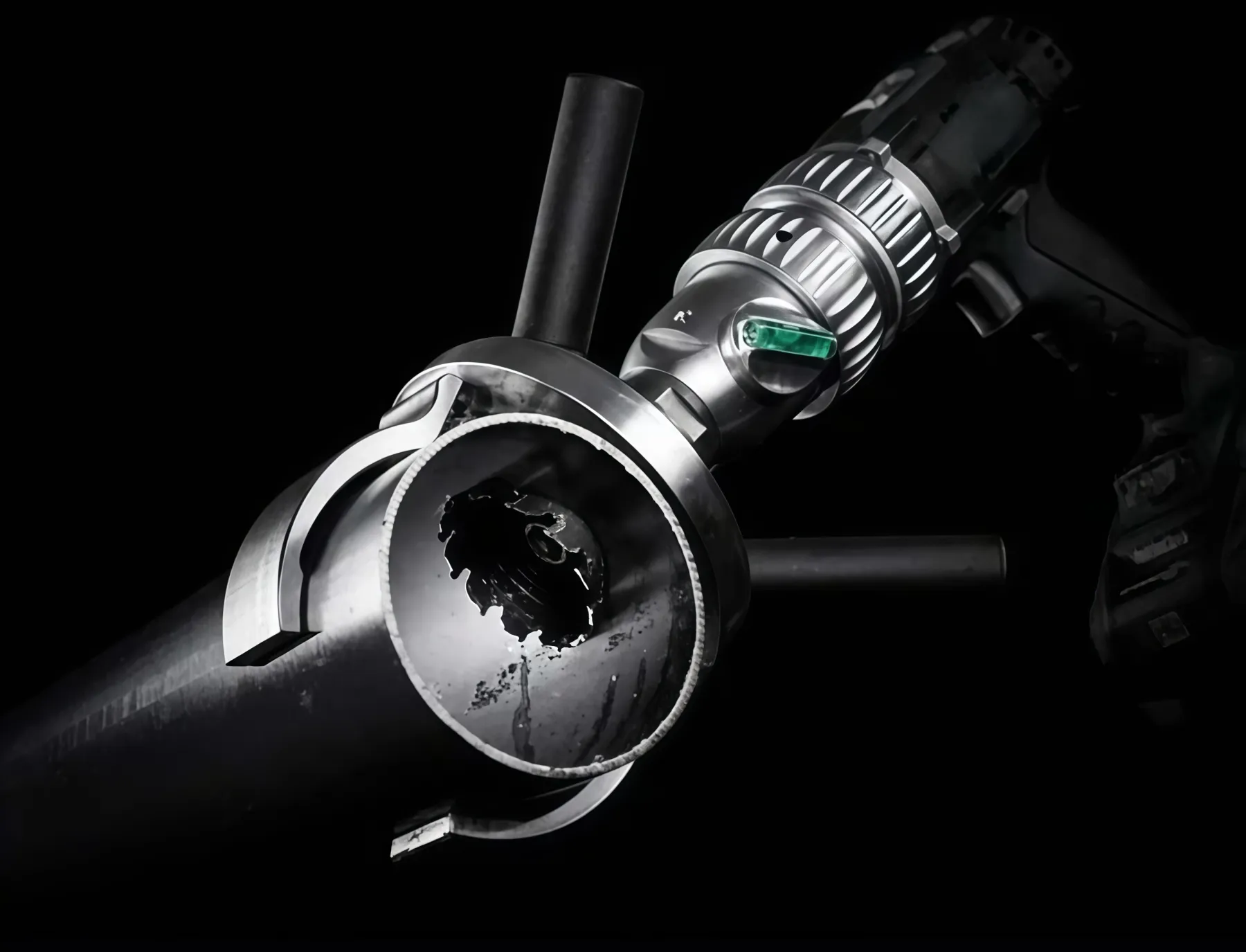 Automatic Centering Pipe Drilling Tool-Precision Hole Cutting Solution