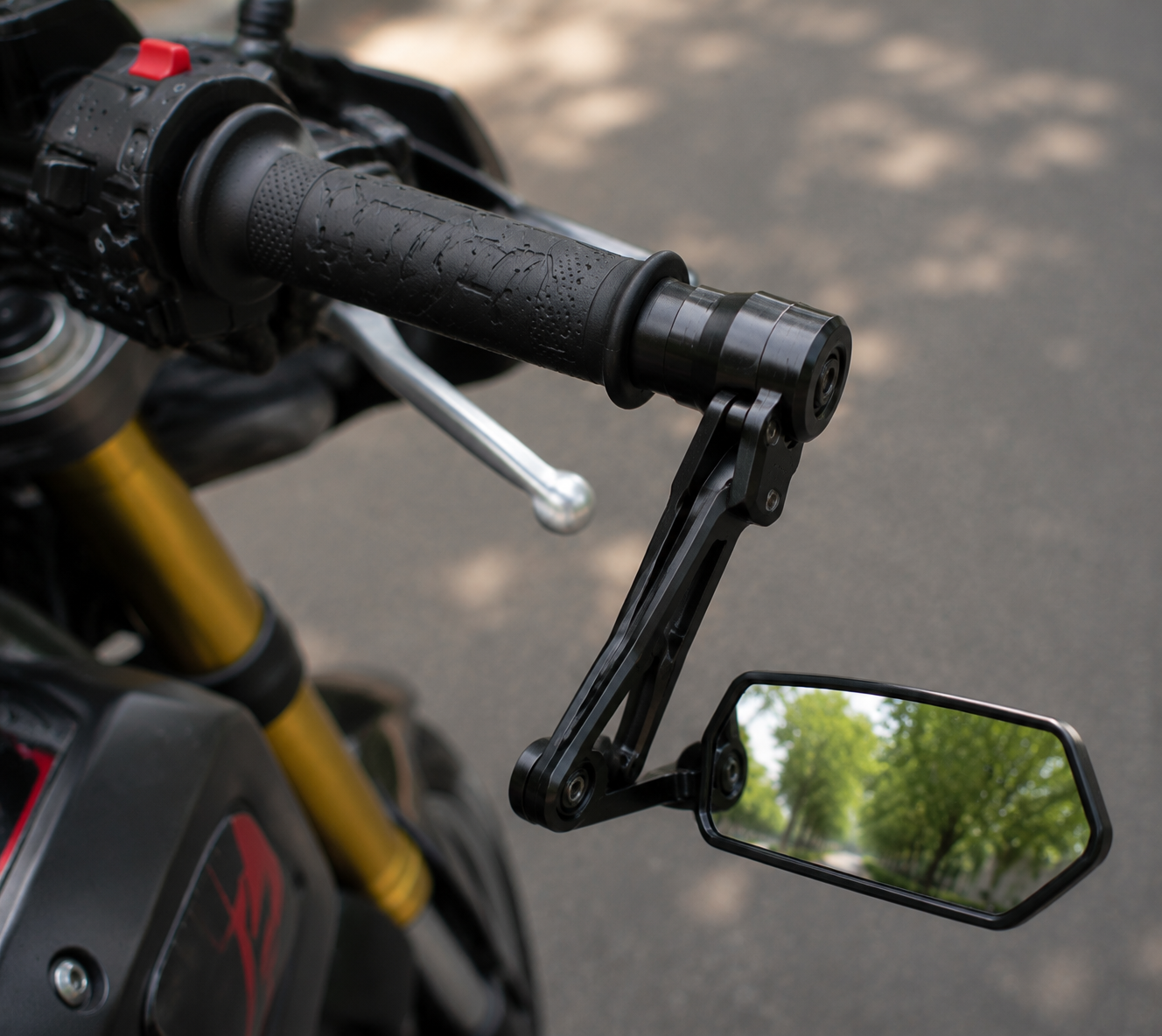 Integrated Hand Guard Mirrors – Lever Protection & Rear Visibility