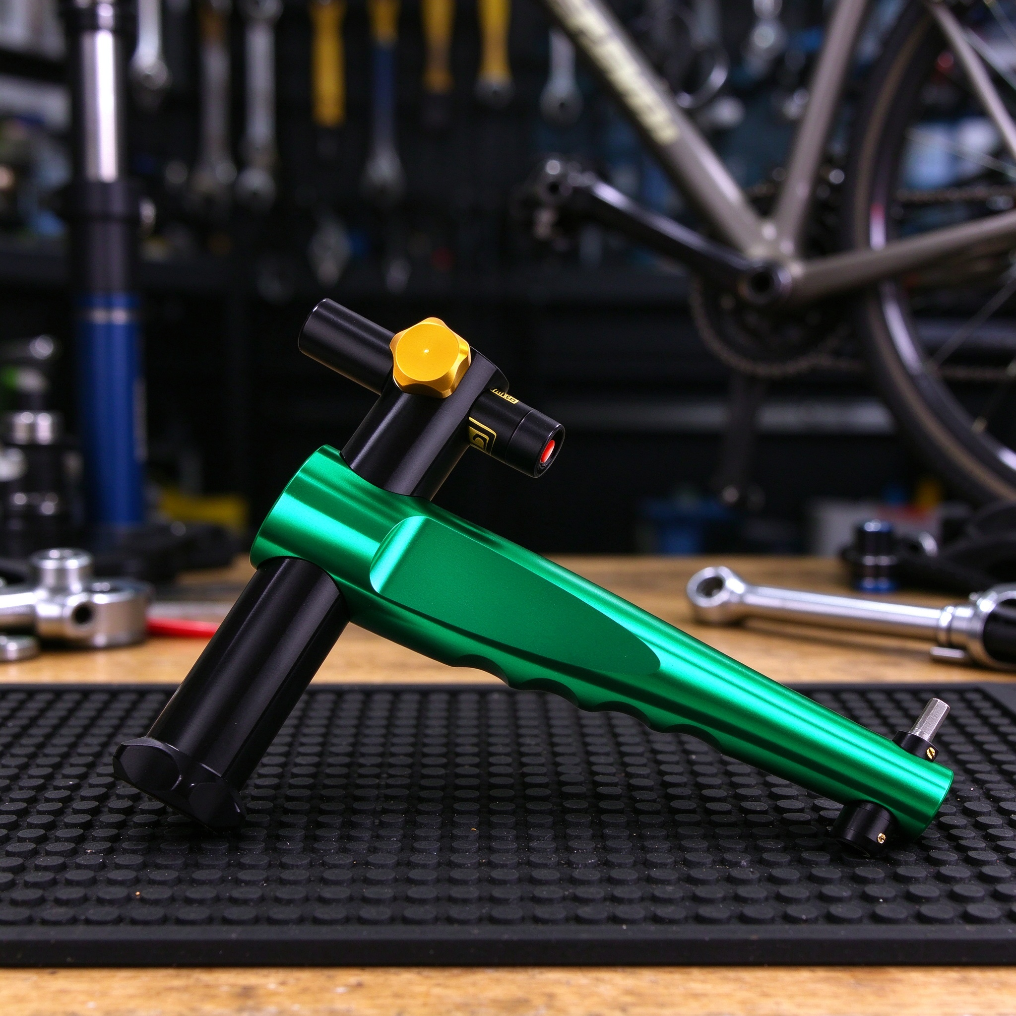 Laser Rear Derailleur Alignment Tool – World's First Laser-Powered Derailleur Hanger Alignment, Fits 7–12 Speed, Allen & Torx Mount, Precision Shifting in Minutes