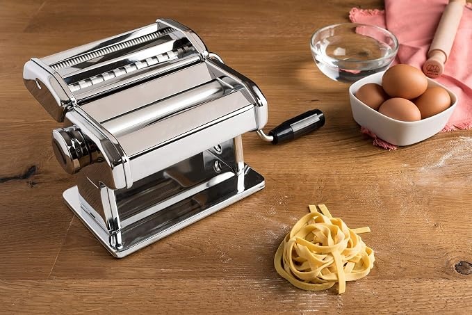 Atlas 150 Pasta Machine + Pastry Wheel Set