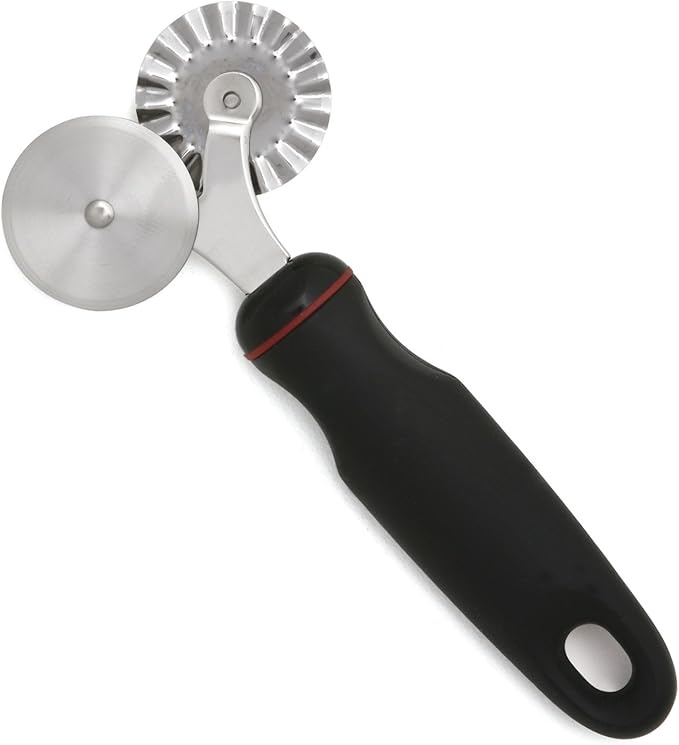 Atlas 150 Pasta Machine + Pastry Wheel Set
