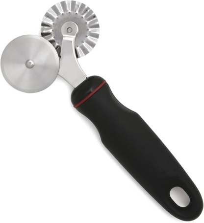 Atlas 150 Pasta Machine + Pastry Wheel Set
