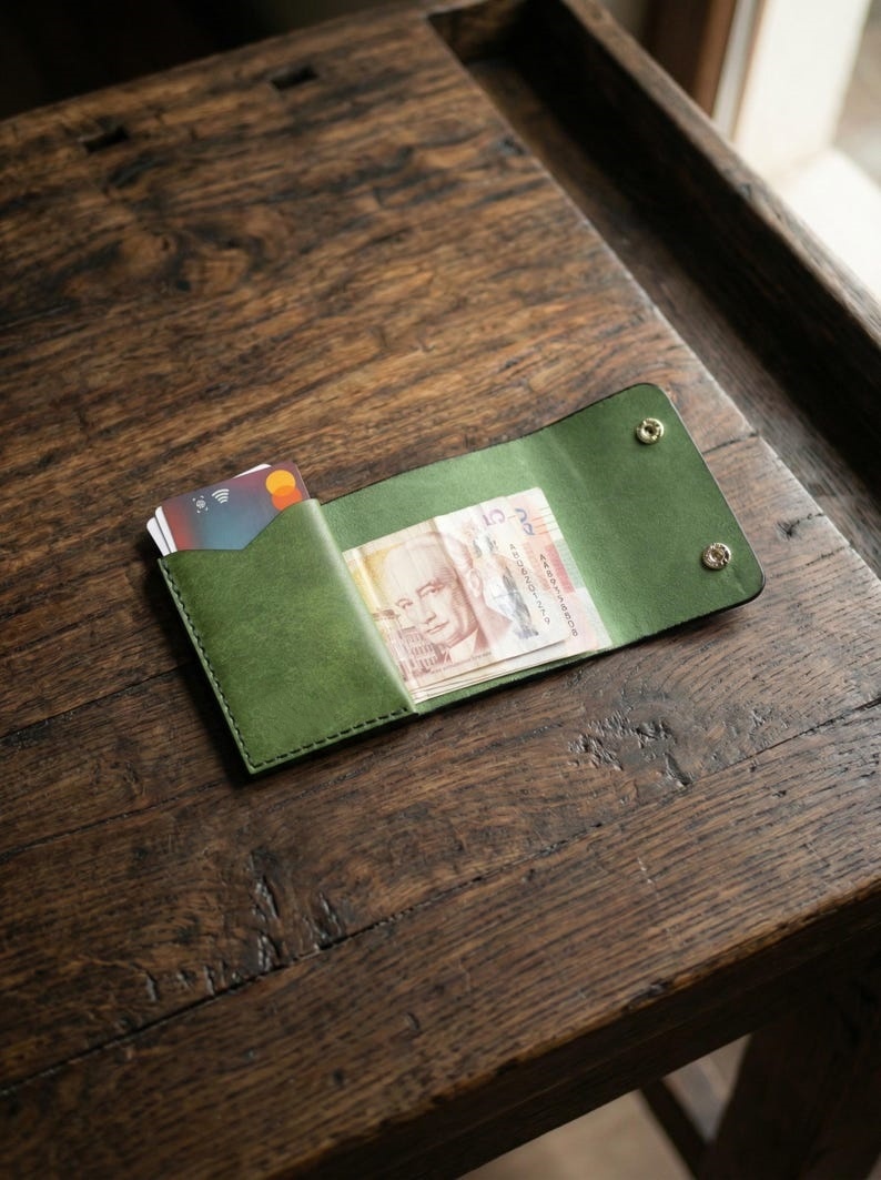 Compact Leather Trifold Wallet – Handmade Green Card, Cash & Coin Holder