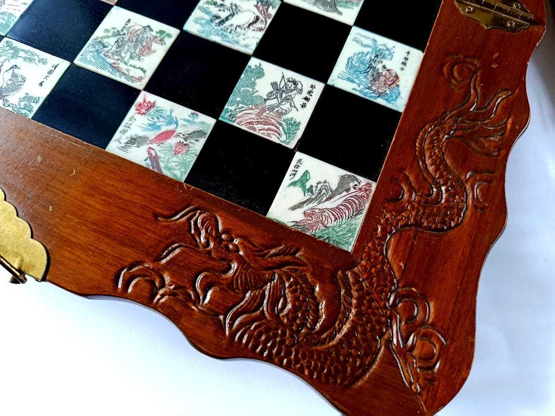 Vintage Chinese Chess Set