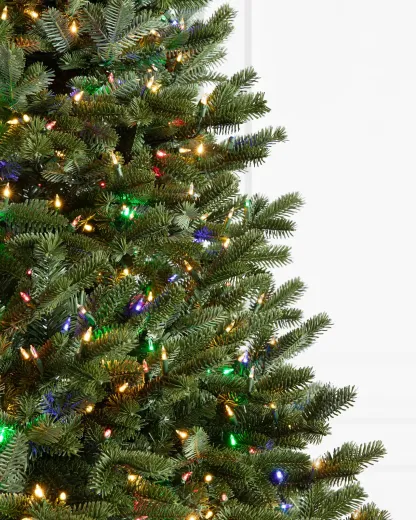 Realistic Artificial Christmas Tree – Full, Lifelike & Reusable