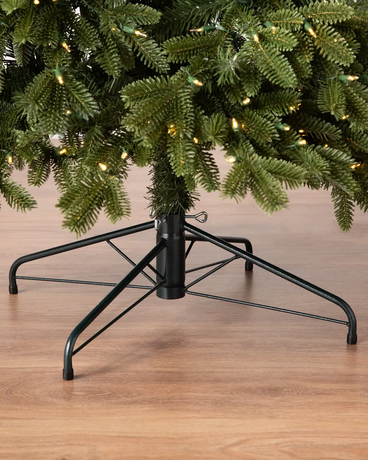 Realistic Artificial Christmas Tree – Full, Lifelike & Reusable