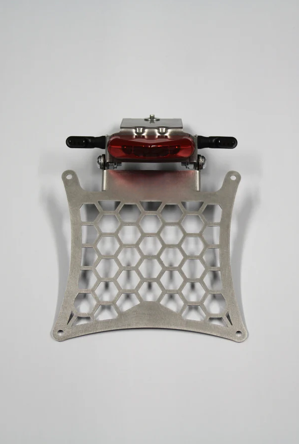 Quick-Release License Plate Frame – Tool-Free Removal in Seconds