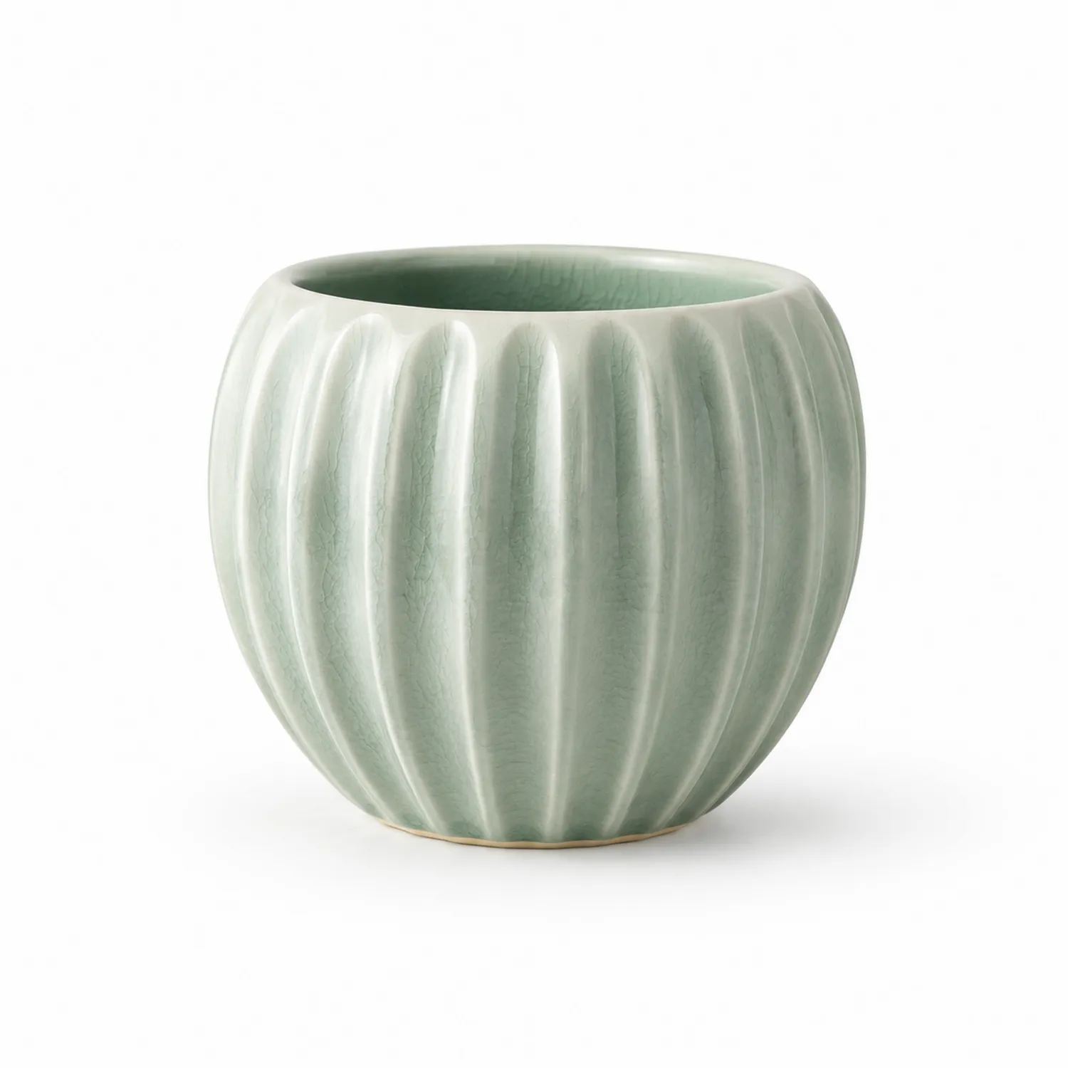 Zielony wazon ceramiczny z żebrowaniem