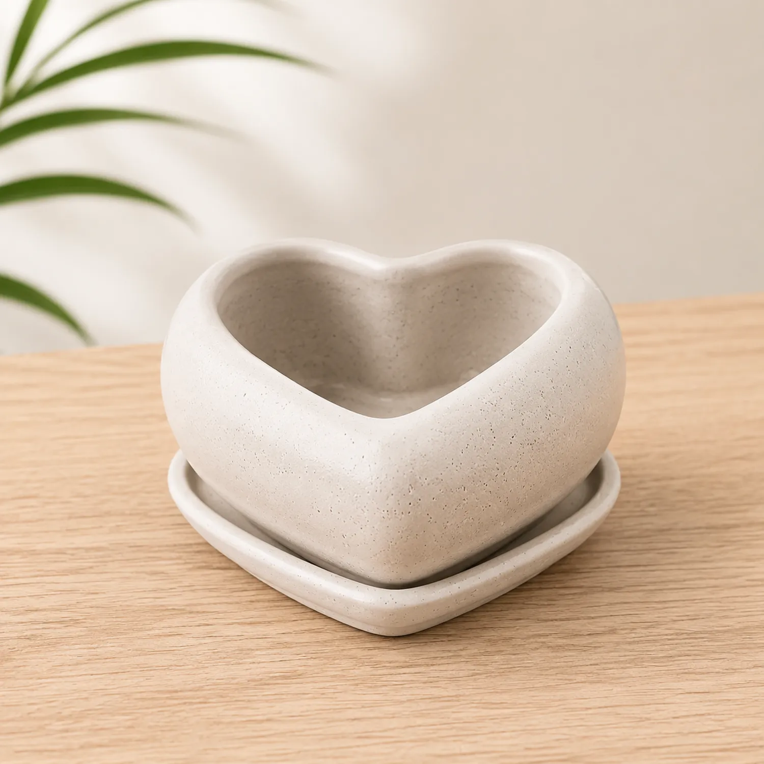 Ceramiczna Doniczka Serce Szara z Podstawką