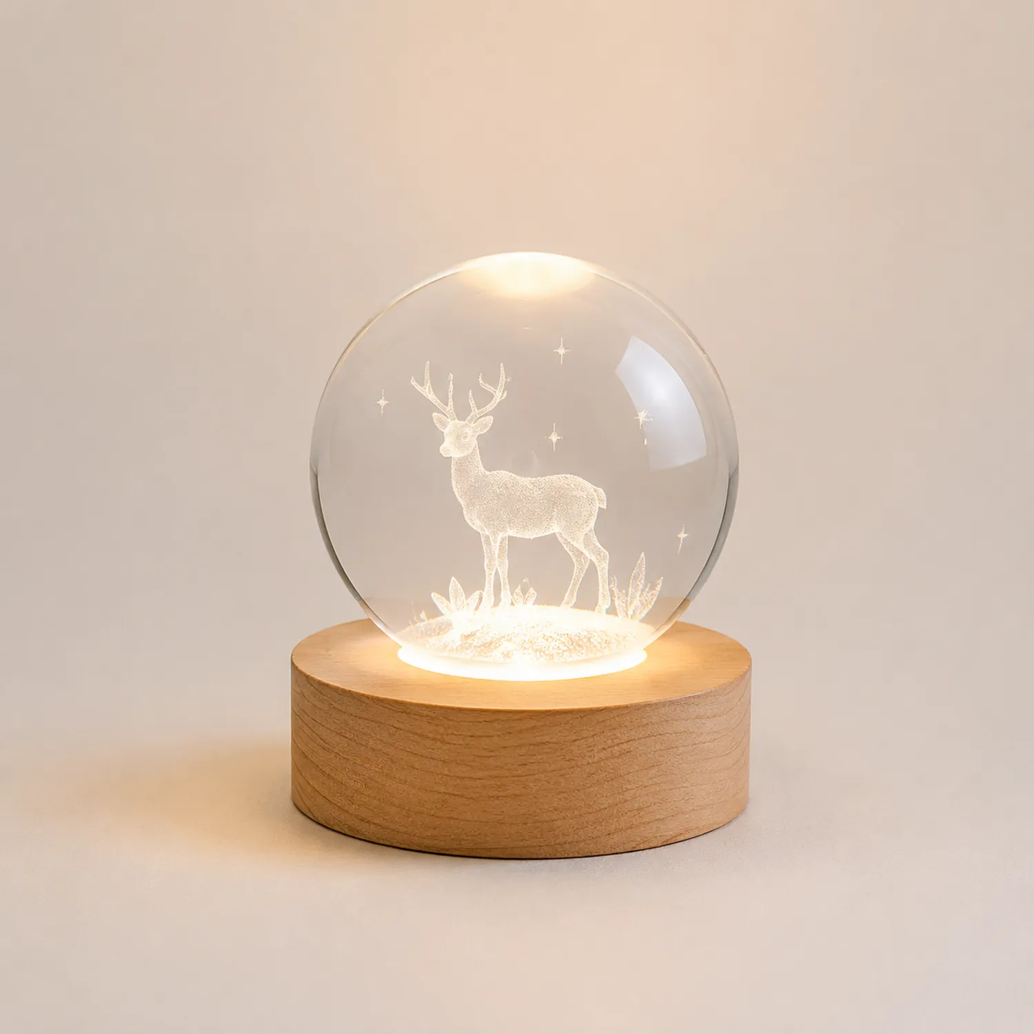 Lampe Sphérique avec Motif Cerf et Base en Bois - 15 cm