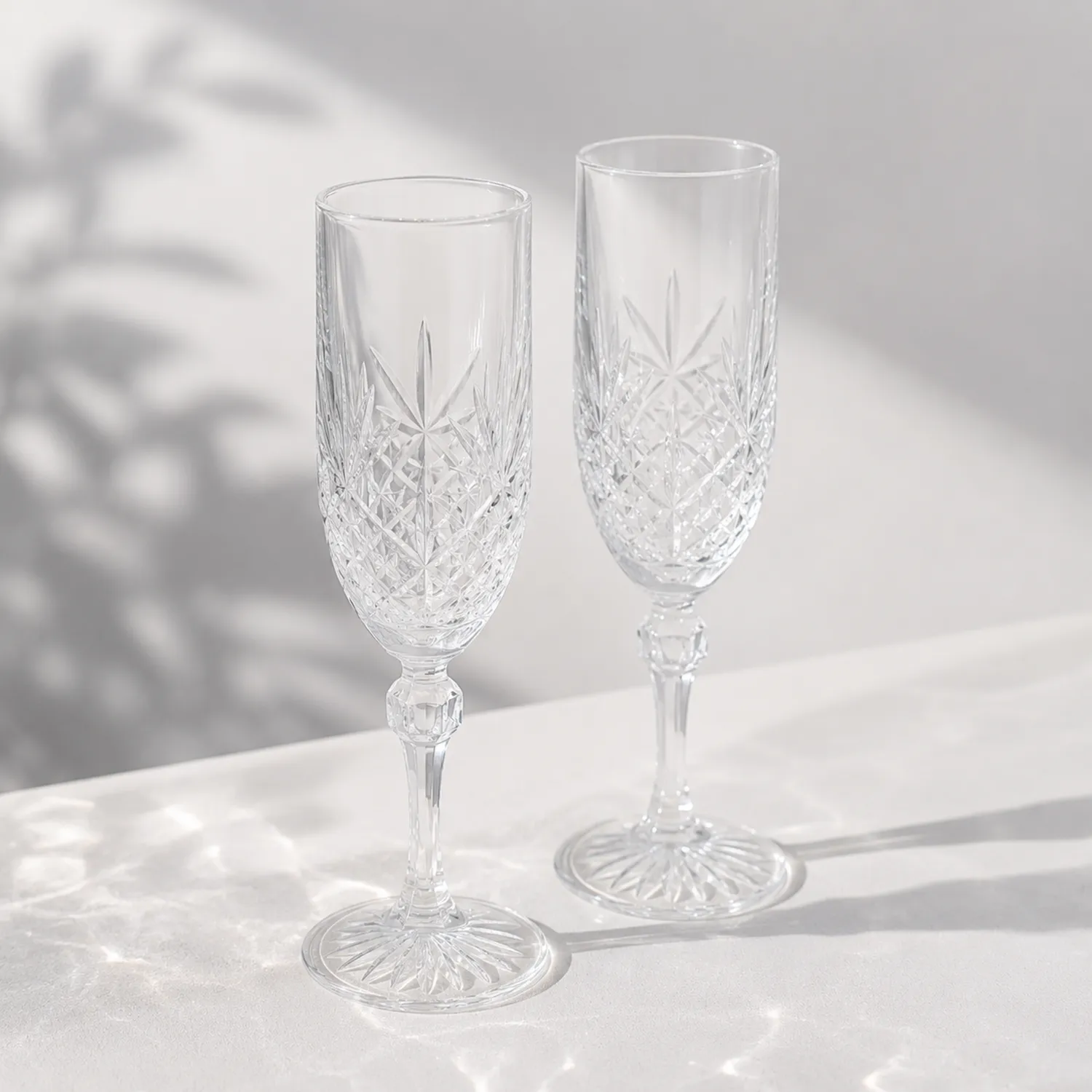Flûtes à champagne en cristal transparent gravées