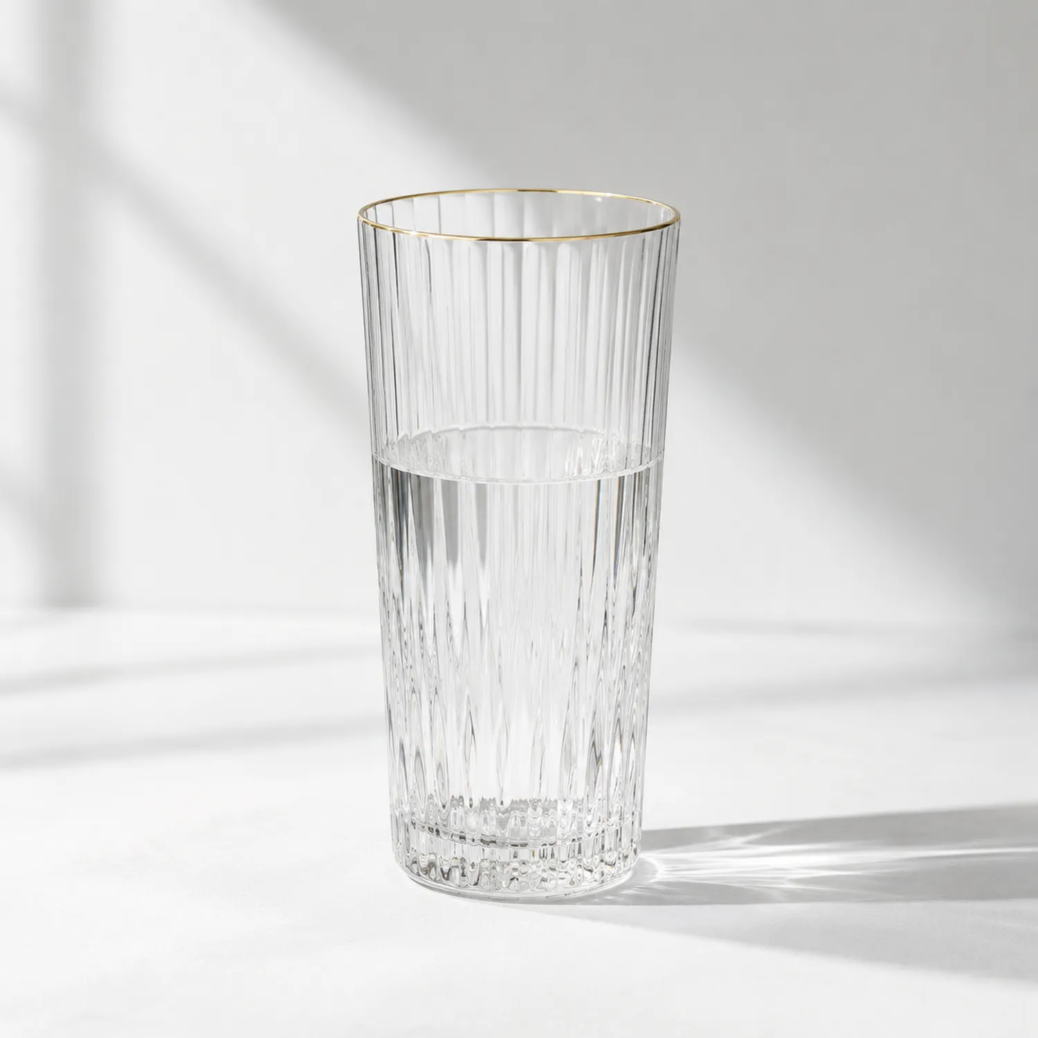 Verre à eau 300ml transparent avec bords dorés
