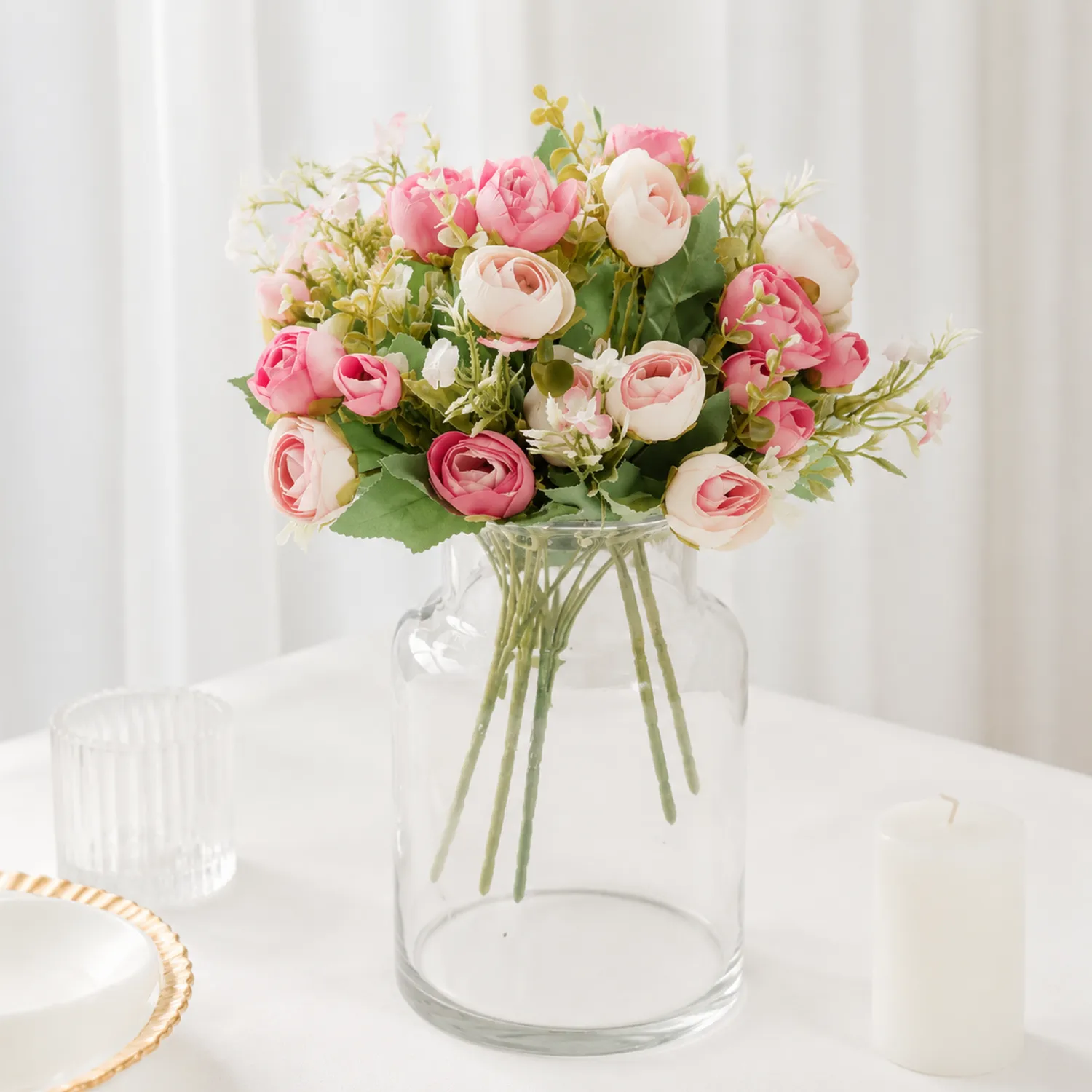 Kunstrosenstrauß in Rosa und Weiß für Tischdekoration