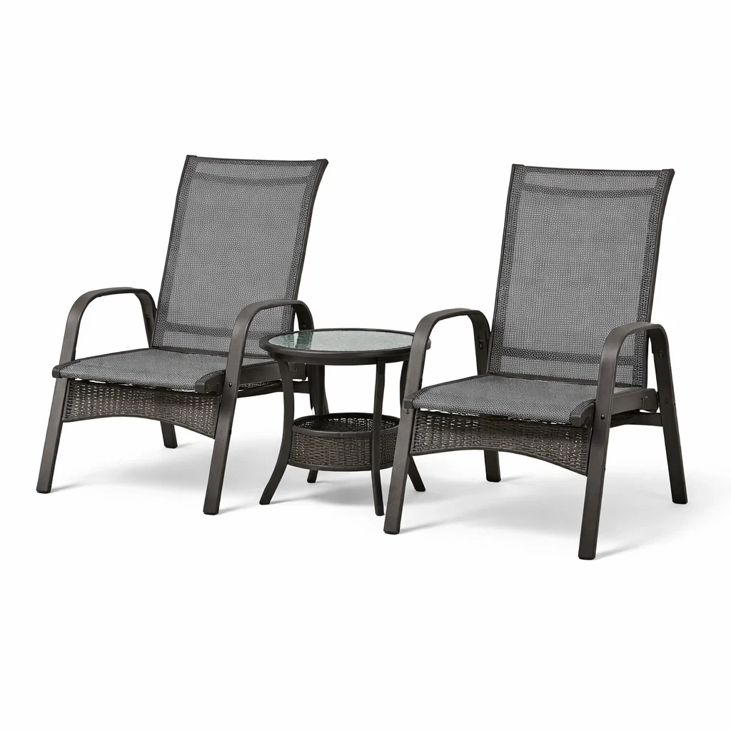 Set da relax piccolo in rattan con sedie e tavolino in vetro temperato-DREAMCHICNEST