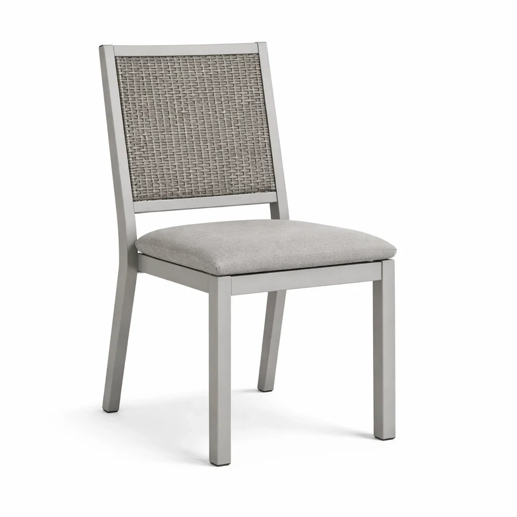 Sedia da pranzo in alluminio con tessuto grigio e schienale in rattan sintetico-DREAMCHICNEST