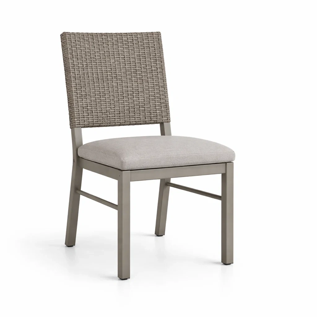 Sedia da pranzo in alluminio con schienale in rattan sintetico e cuscino beige-DREAMCHICNEST