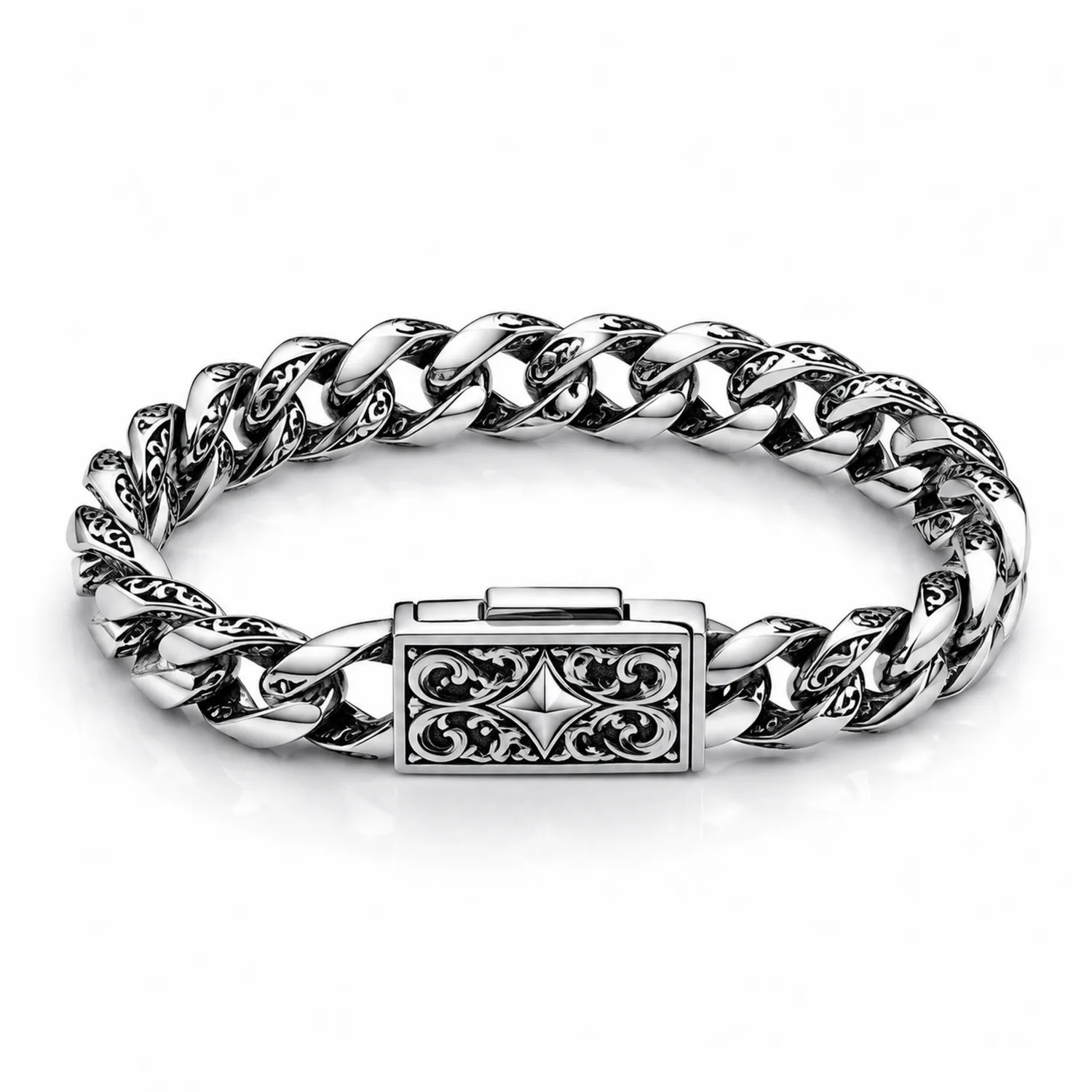 Bracelet en chaîne argenté avec gravures détaillées