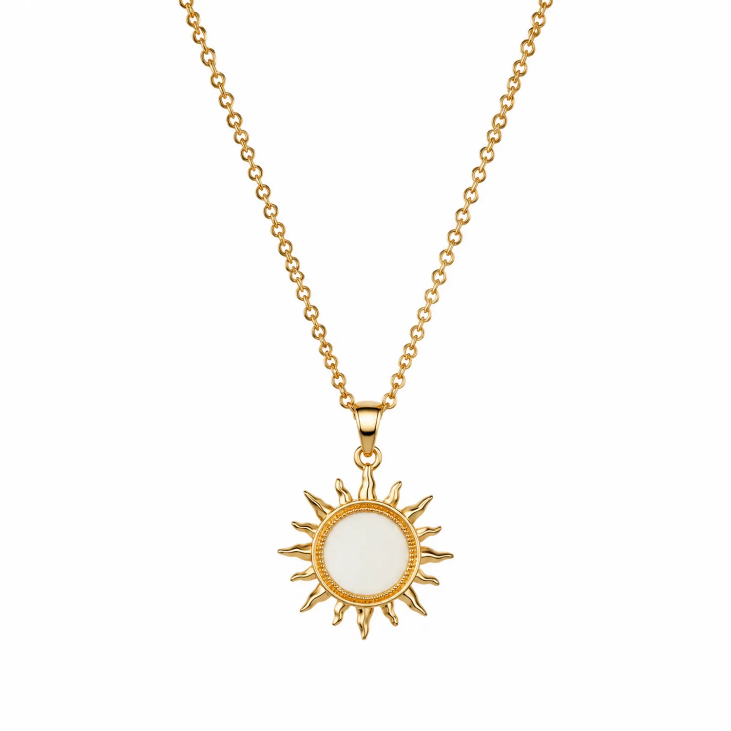 Collier Pendentif Soleil Éclatant en Or