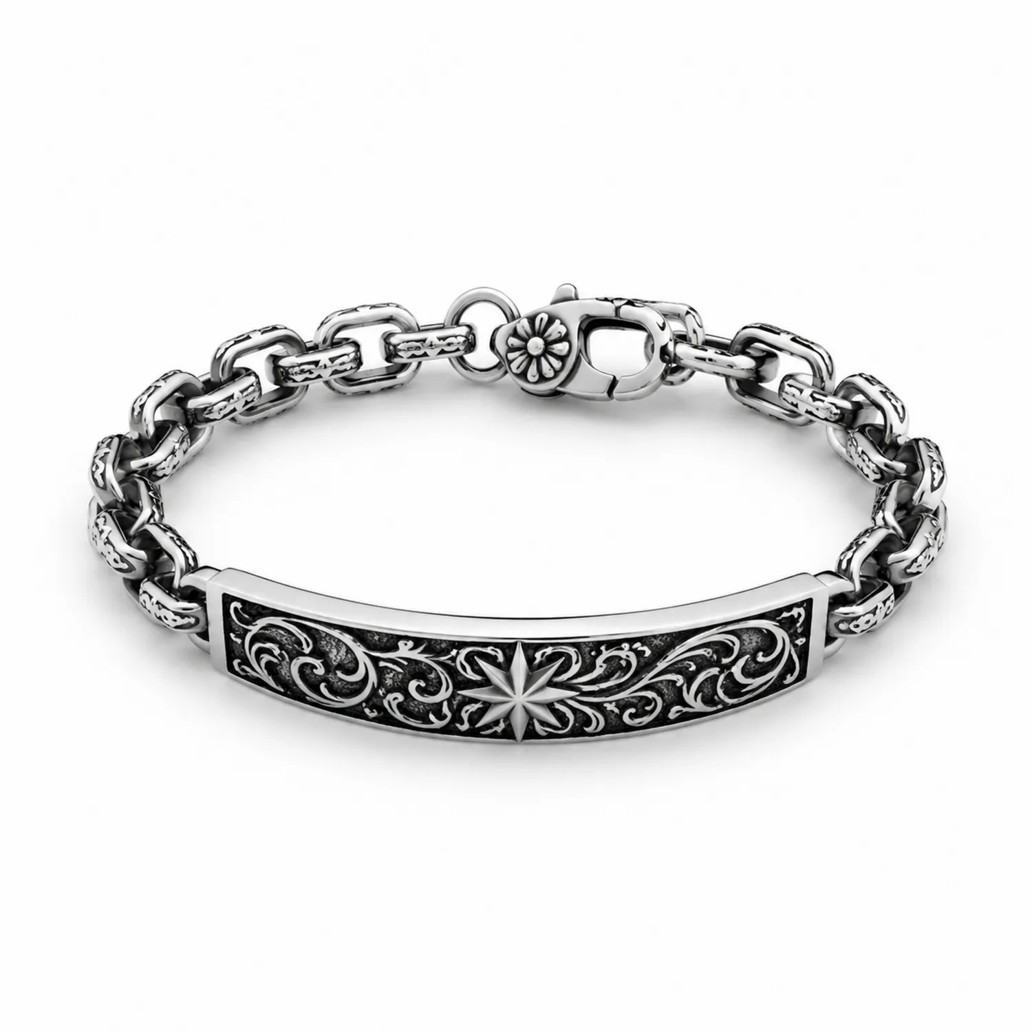 Bracciale Intagliato in Argento con Chiusura a Moschettone