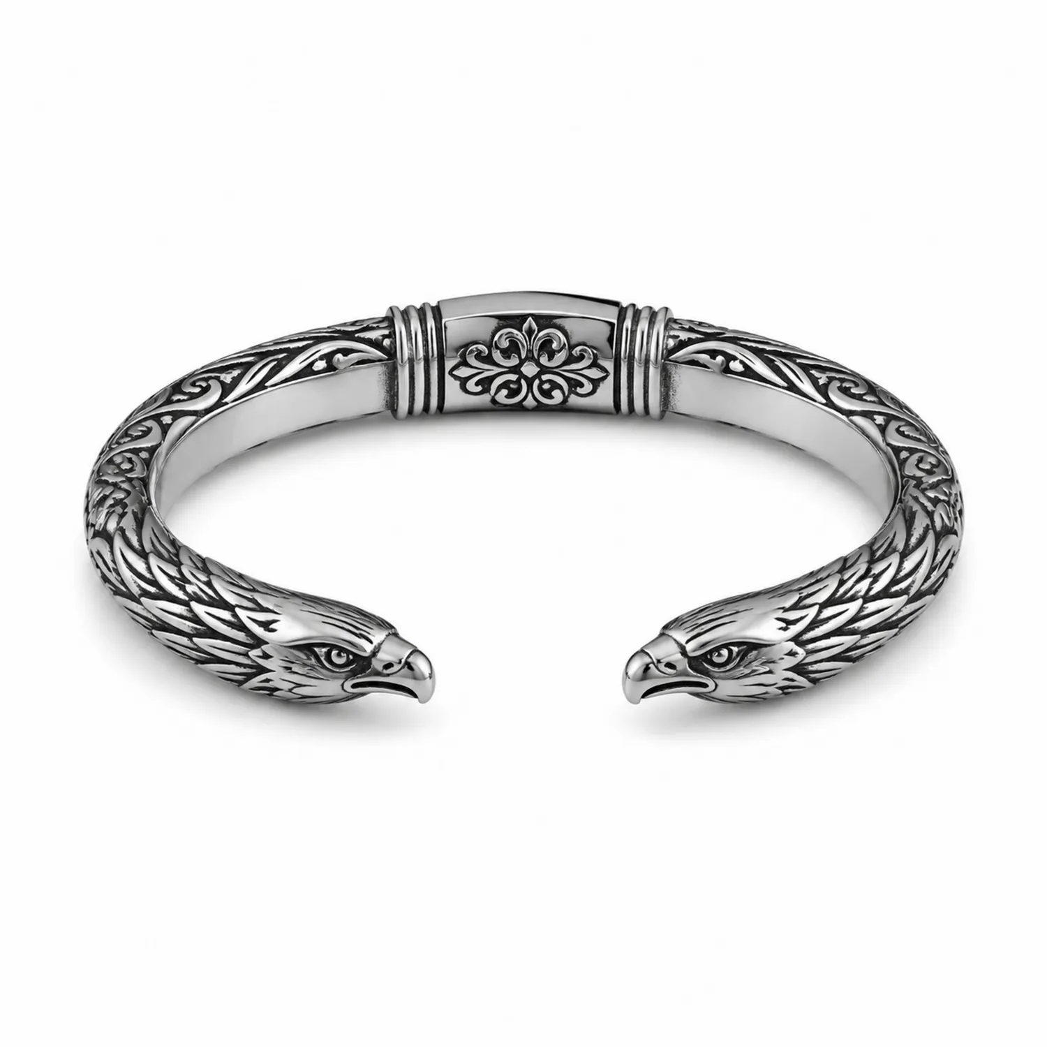 Bracciale Aperto con Teste d'Aquila in Argento Intagliato